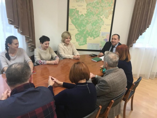12 декабря глава администрации поселения Марушкинское провел круглый стол с общественными советниками.