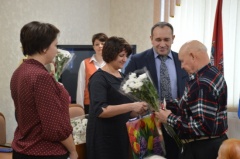 Торжественное вручение медалей «75 лет Победы в Великой Отечественной войне 1941-1945 гг.» ветеранам состоялось в поселении Марушкинское.